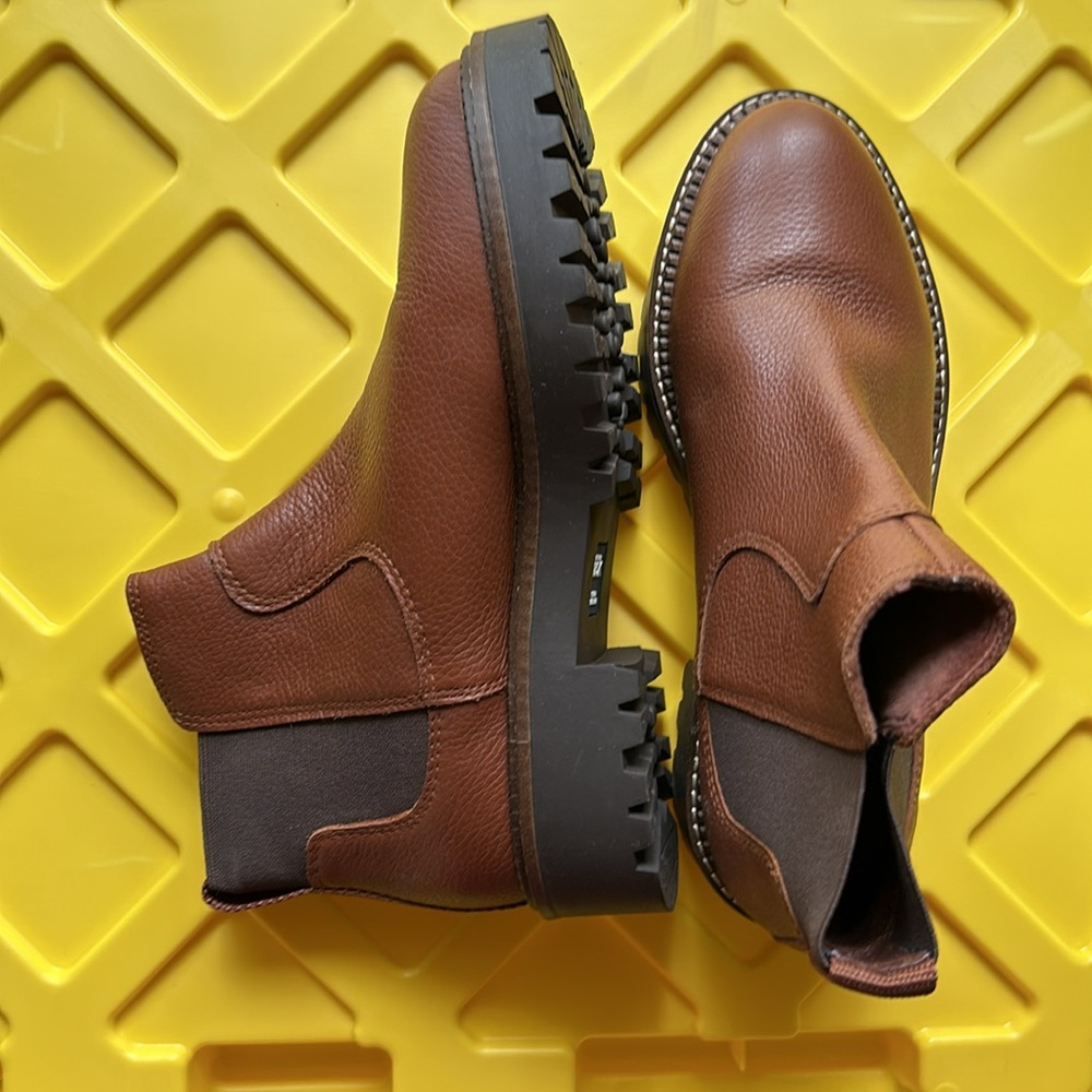 NWT: Nordstrom Rack Brown Waterproof Booties - Size 8